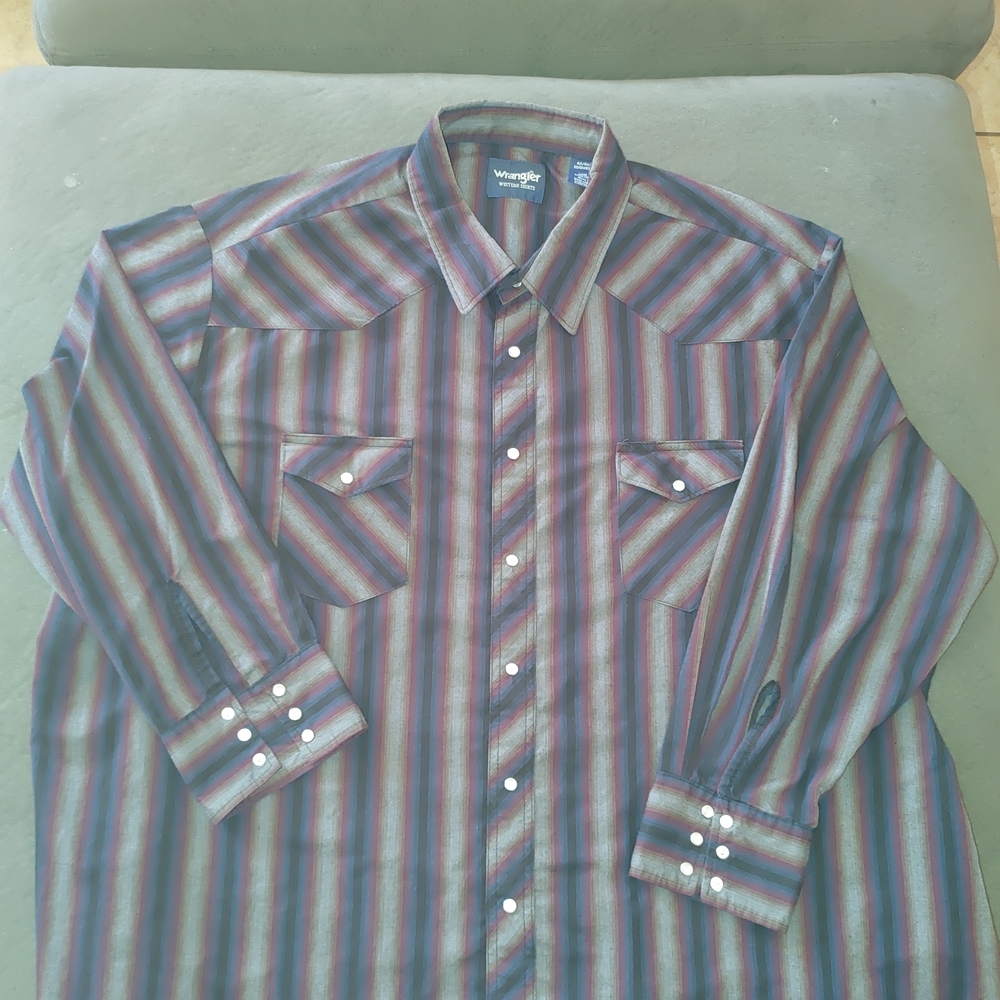 Wrangler Men’s Striped Pearl Snap Button Down Long Sleeve Shirt. Multi Color
